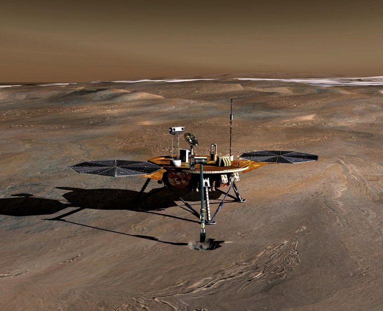20 phoenix mars lander on the red planet 768w